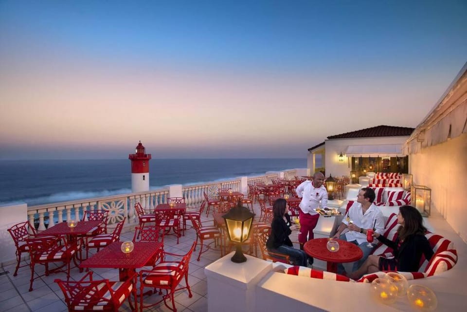 Umhlanga beachfront property- super glamourous! Apartment in Umhlanga