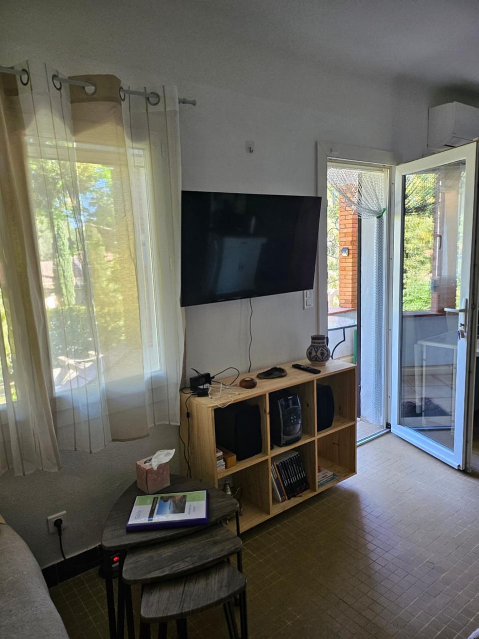 TV and multimedia, Living room