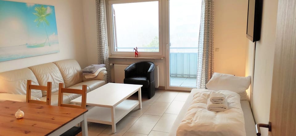 Bed, Living room