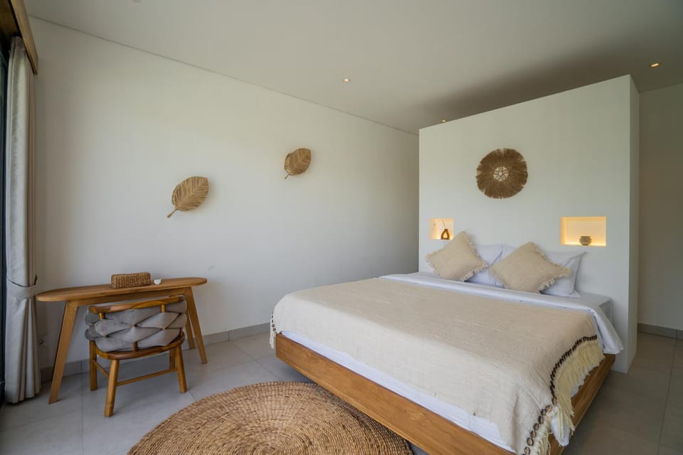 Suns Up - 3BR Villa in Kerobokan Villa in North Kuta