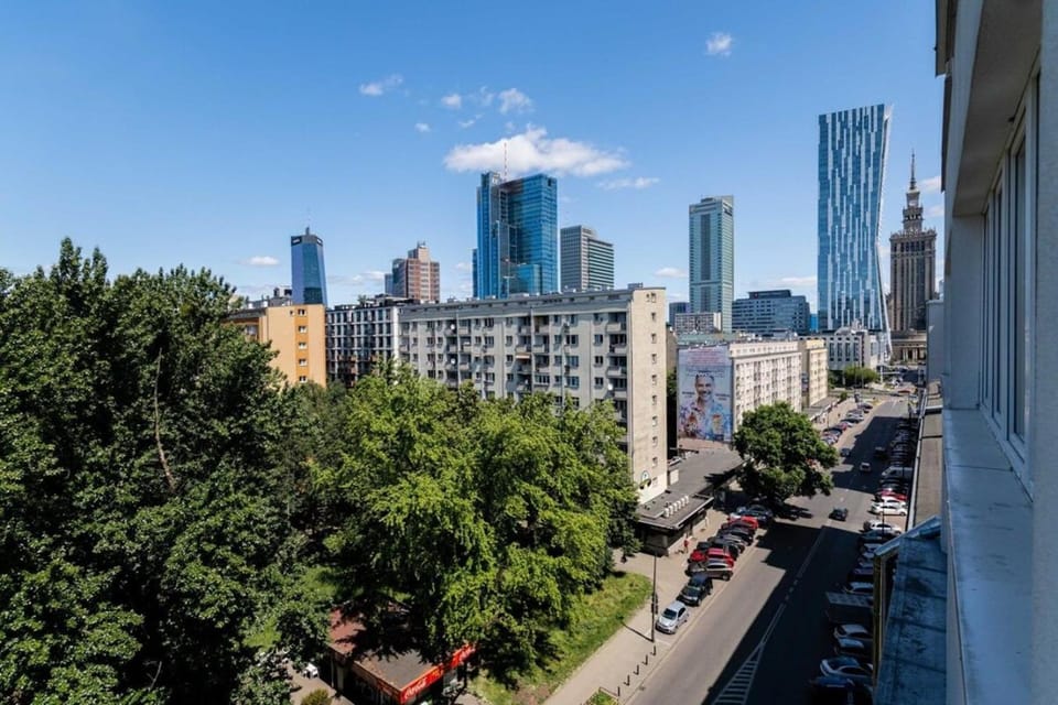 Golden Oasis Studio City Center Apartment in Warsaw