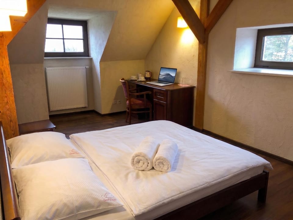 Bed, Other, Other, Photo of the whole room, Bedroom, Area and facilities, towels