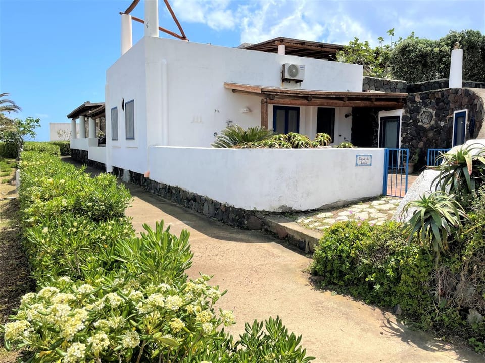 Le Case di Eolo House in Sicily
