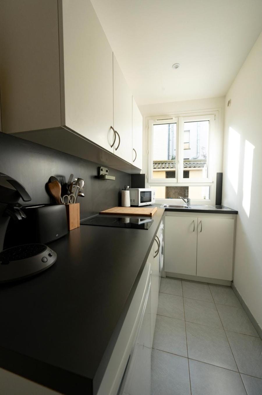 Coffee/tea facilities, Kitchen or kitchenette, minibar, stove, toaster, washing machine