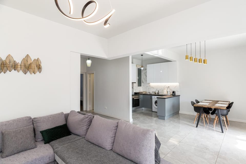 Athens Corner Apartment in Athens