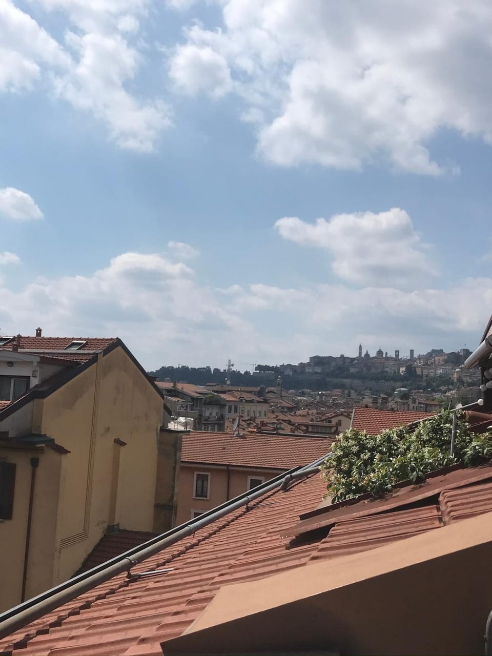 PANORAMIC APARTAMENT ST ANNA Apartment in Bergamo