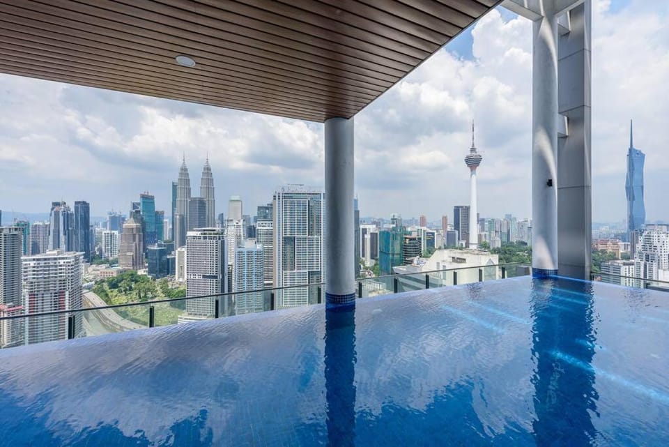 City view, Pool view, Swimming pool