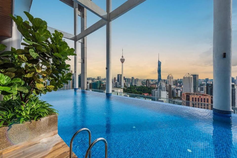 Pool view, Swimming pool