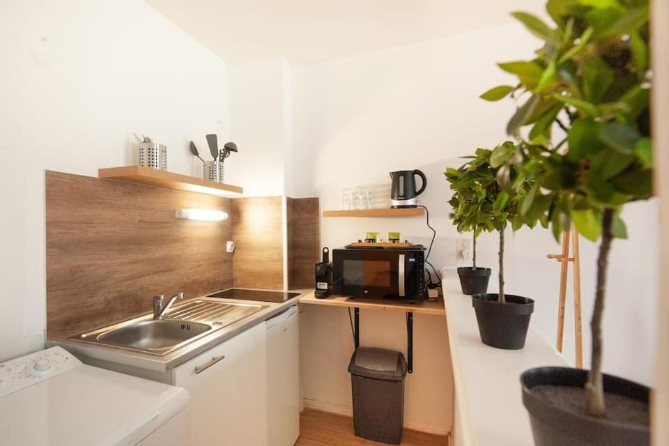 Sweet Home : : studio en Hypercentre Cathédrale Apartment in Amiens