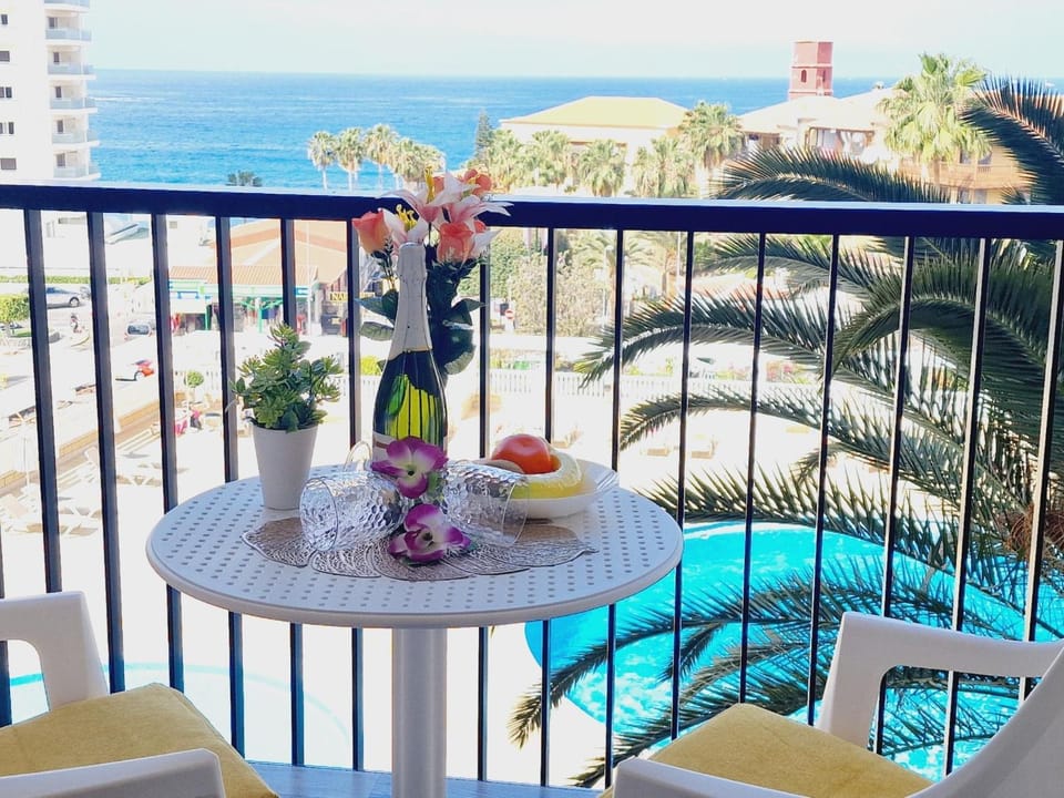 Copacabana Luxury Ocean View House in Costa Adeje