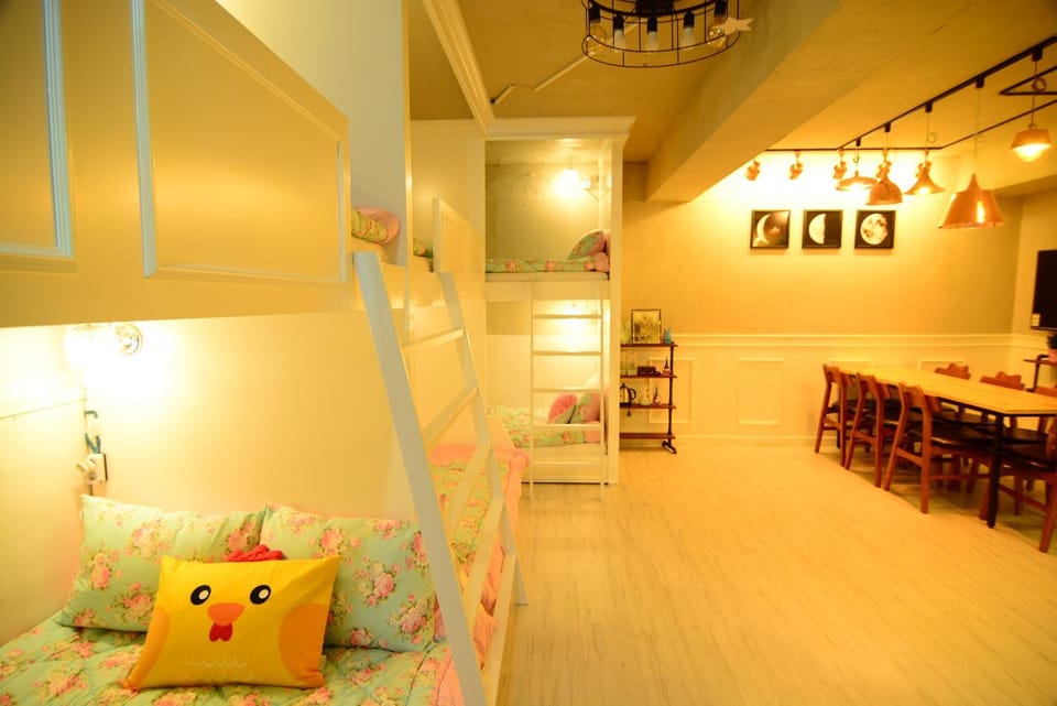 bunk bed