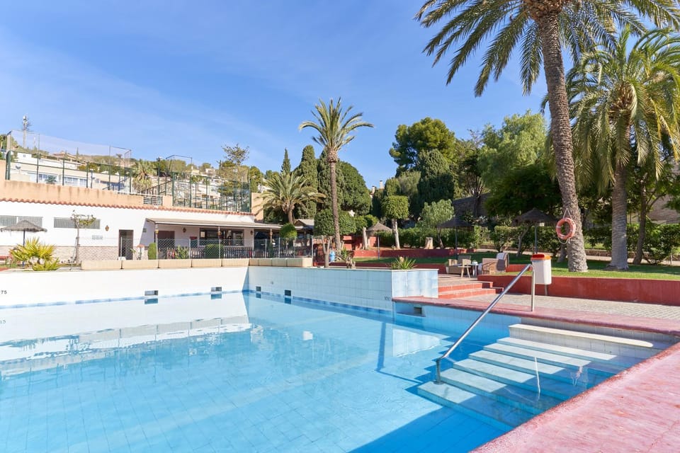 Property building, Swimming pool