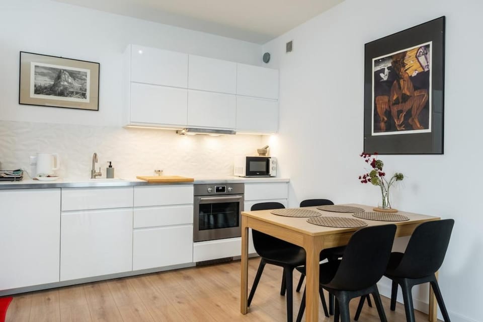 Superb Place to LIVE Bielany Balcony&Parking Apartment in Warsaw