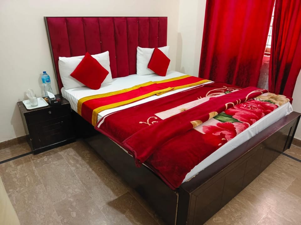 Bed, Bedroom, wardrobe