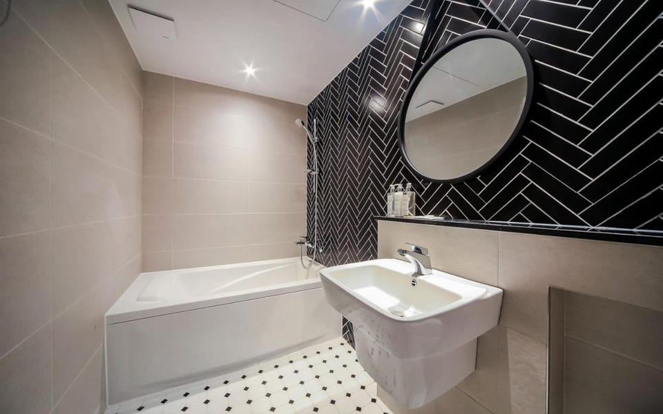 Shower, Bathroom, Bath