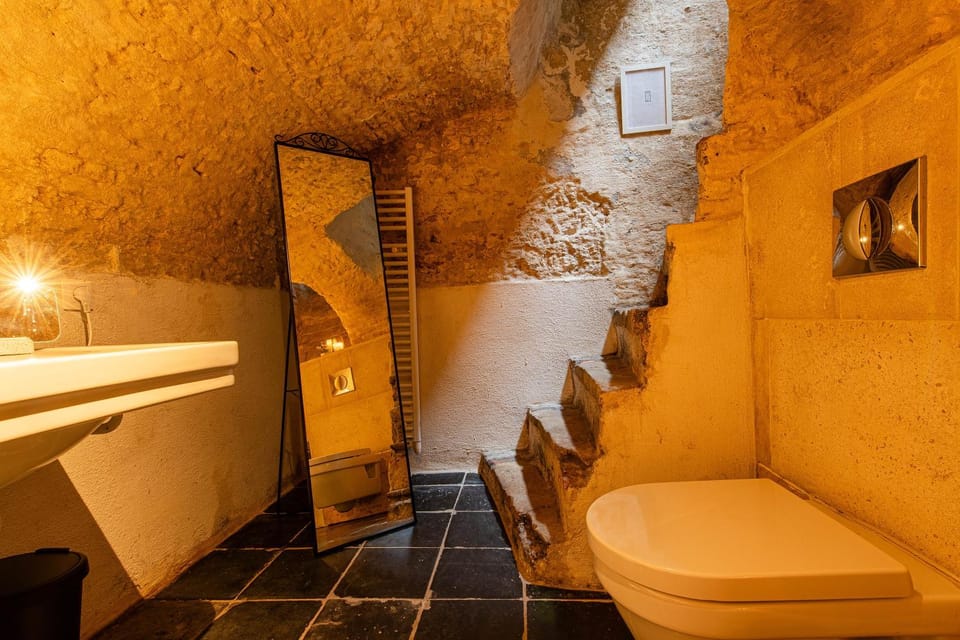 Toilet, Bathroom
