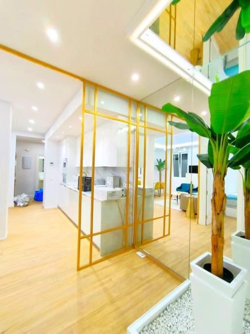 Elegance Suites Apartment in Seville