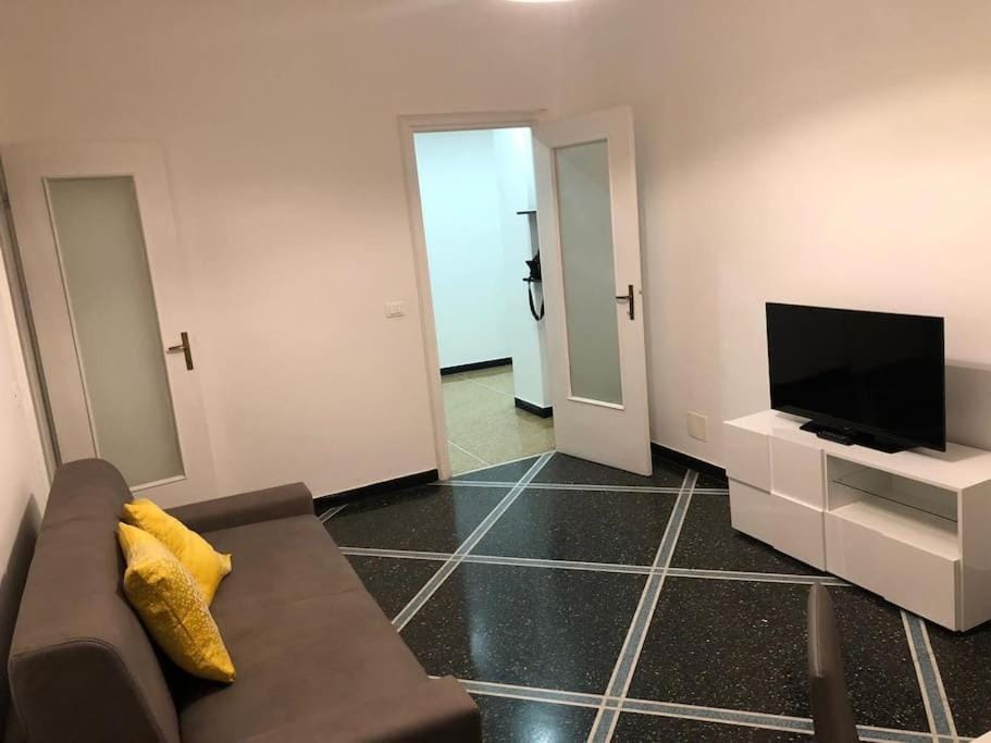 La Casetta Gialla Apartment in Genoa