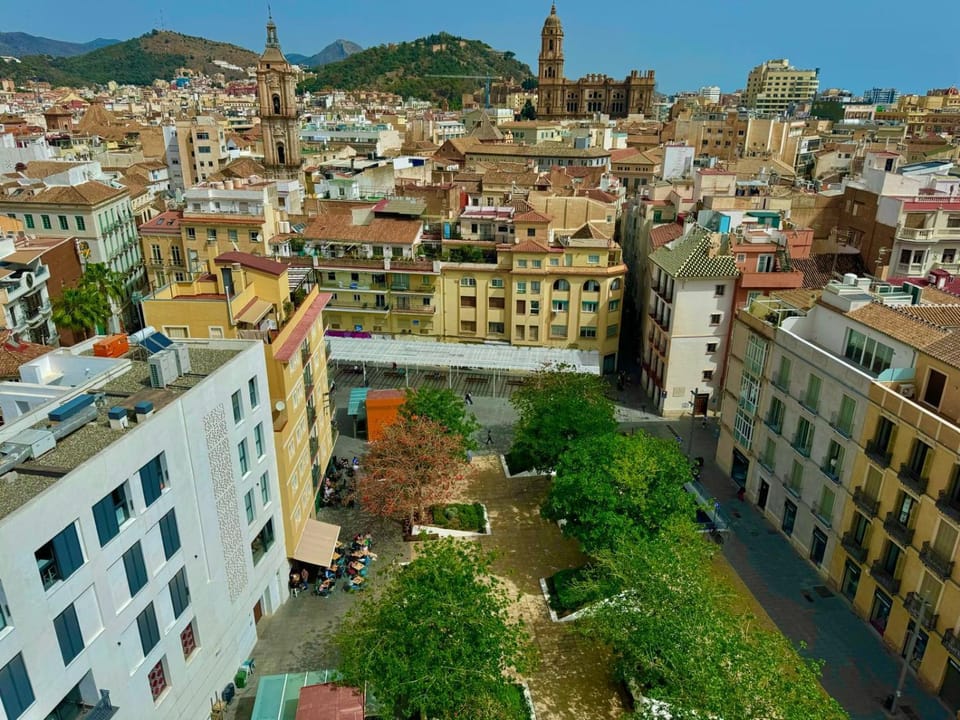Photo of the whole room, City view, Garden view, Landmark view, Mountain view, Mountain view, Street view, Quiet street view
