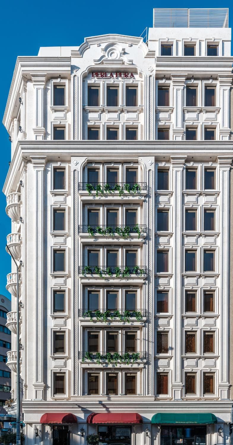 Property building, Day