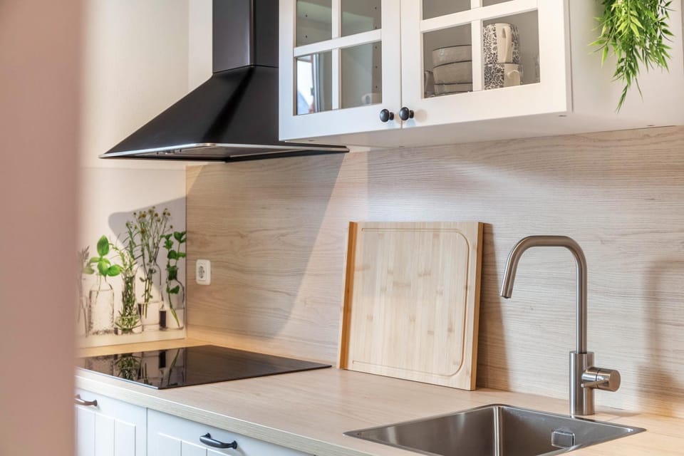 Kitchen or kitchenette, Living room