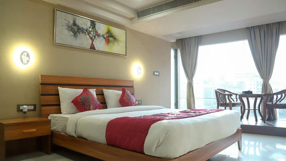 Bed, Photo of the whole room, Bedroom