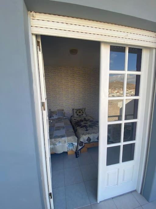 Vivenda com pátio, no coração do Mindelo House in Cape Verde