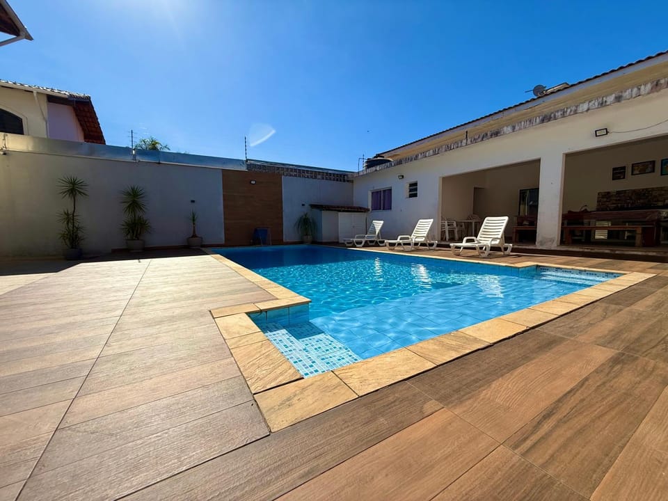 Swimming pool, Swimming pool