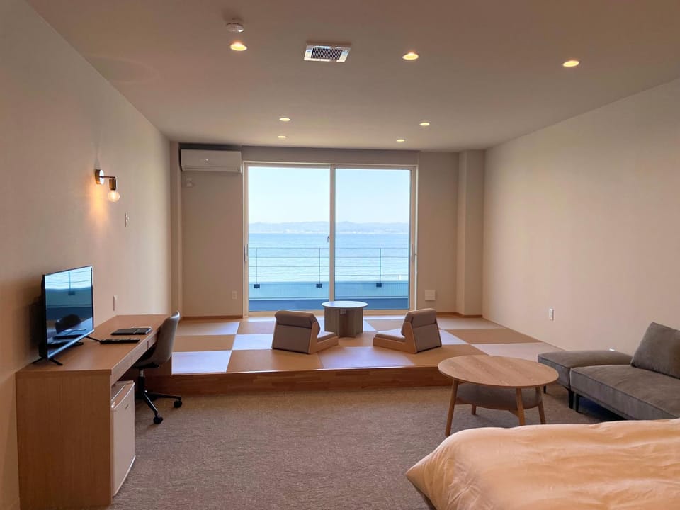 Bed, Photo of the whole room, Bedroom, Sea view