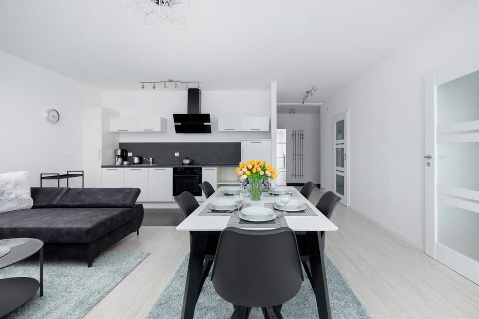 Kitchen or kitchenette, Living room, Seating area, Dining area, pet friendly, stove
