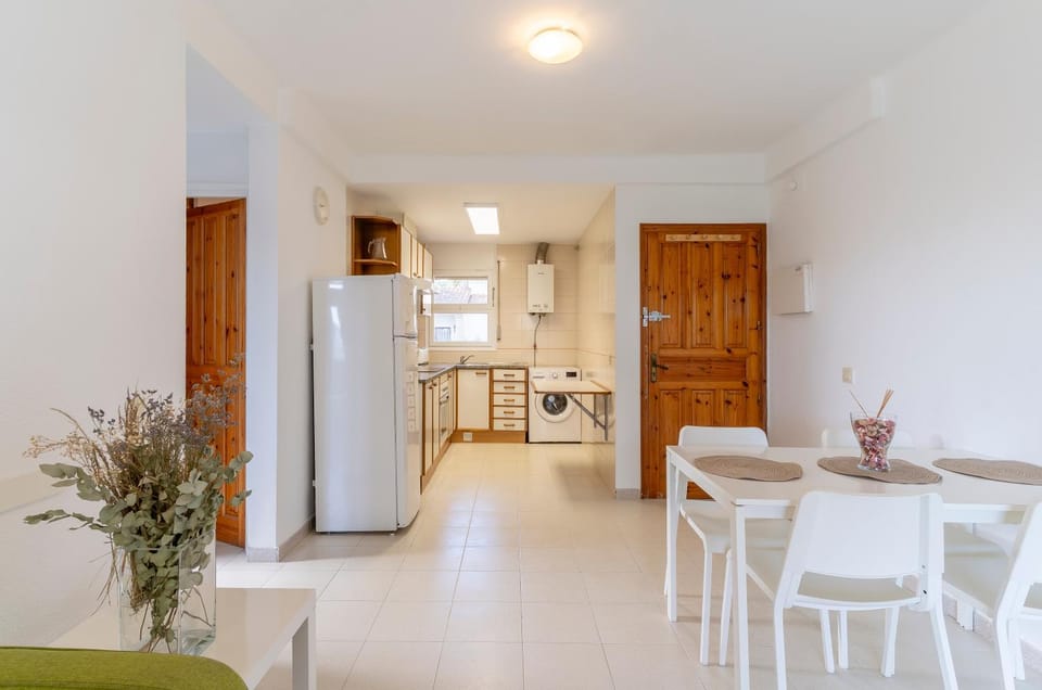 Apartamento Laura Mar con piscina en La Fosca Apartment in Baix Empordà