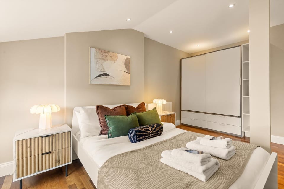 Bed, wardrobe