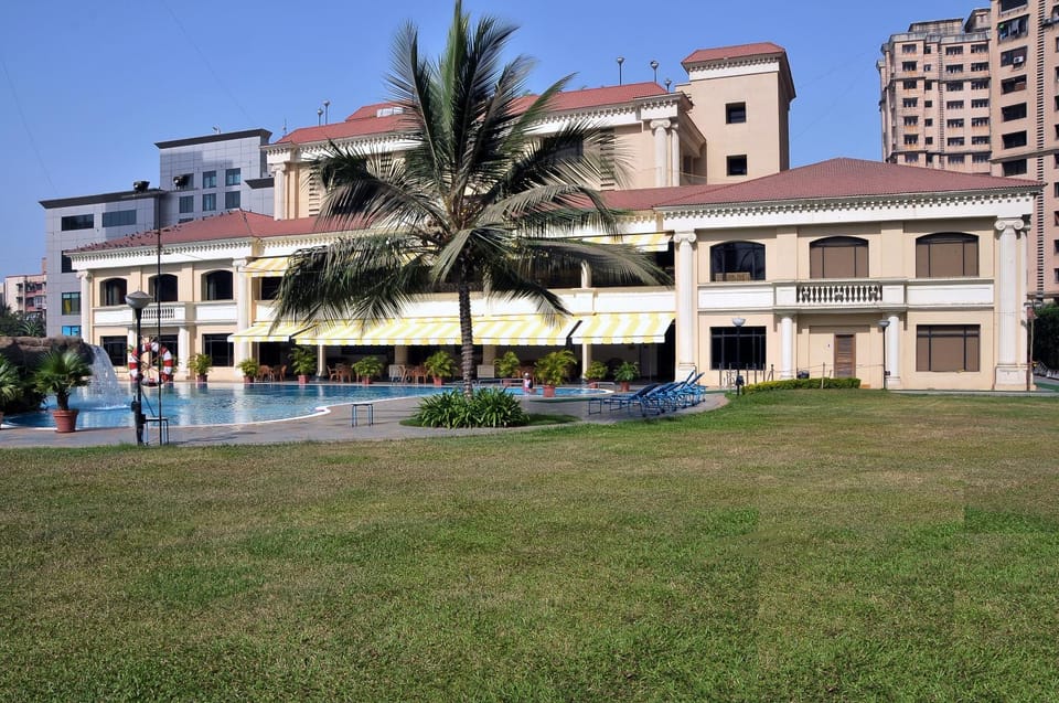 Property building, Garden