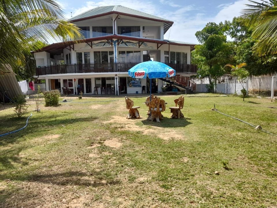 Property building, Garden
