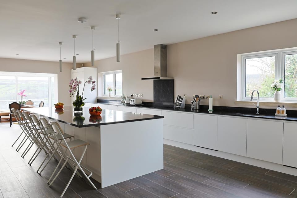 Communal kitchen, kitchen