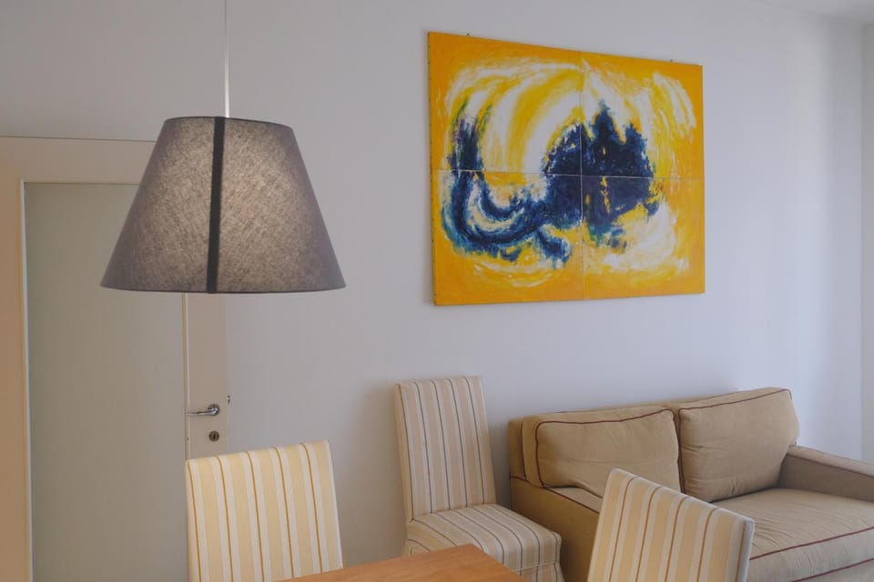 Living room, Decorative detail, Seating area