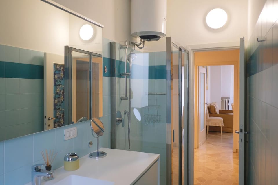 Shower, Bathroom