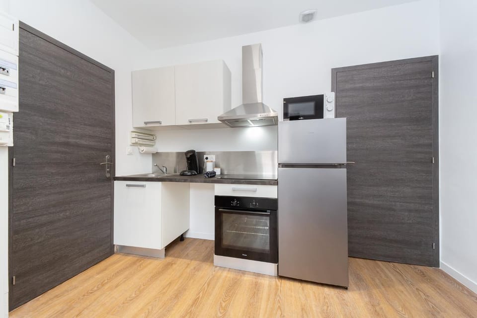 Coffee/tea facilities, Kitchen or kitchenette, minibar, pet friendly, stove, toaster