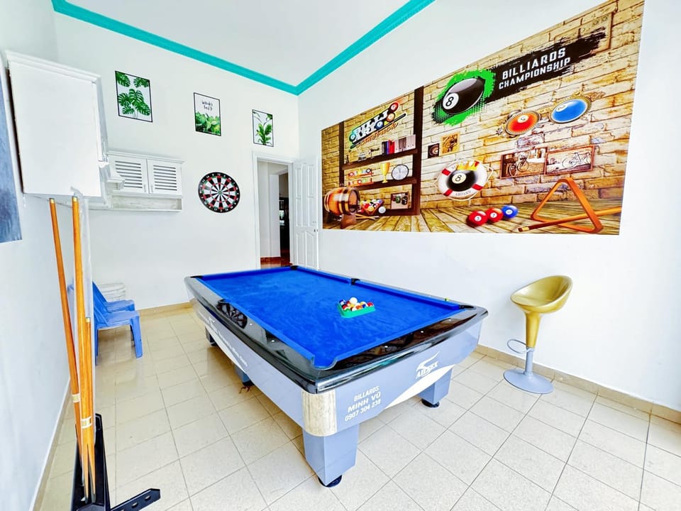 Billiard