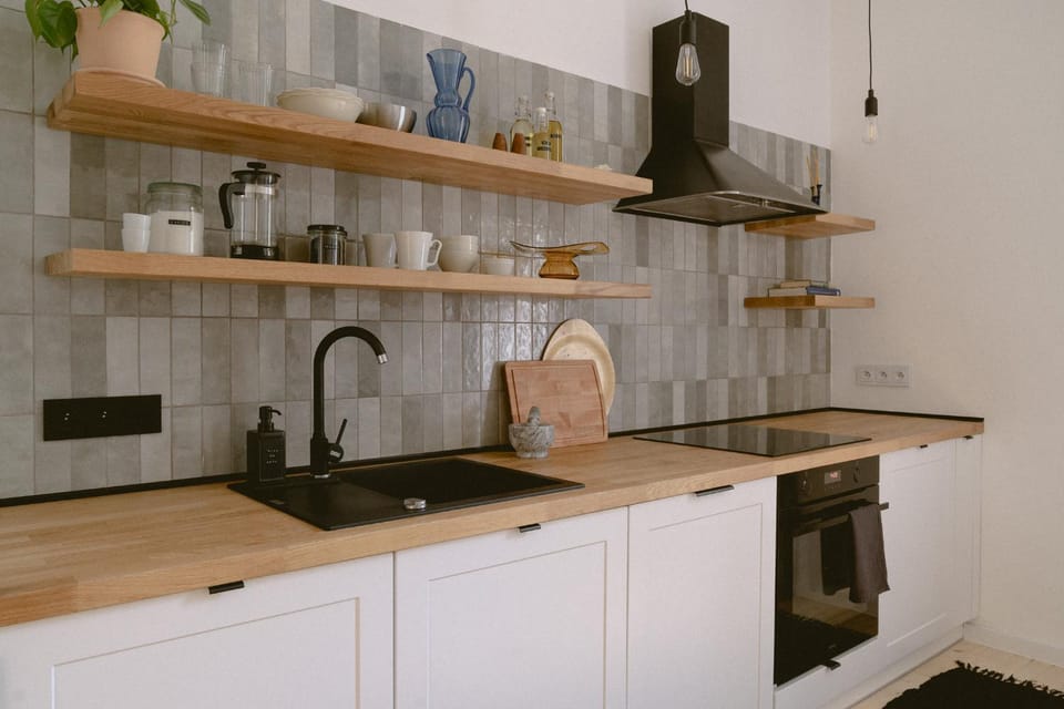 Coffee/tea facilities, Kitchen or kitchenette, dishwasher, pet friendly, stove
