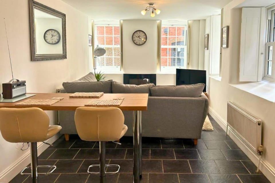 Harbour Haven - Central 1-Bedroom, Cosy Apartment in Weymouth Apartment in Weymouth