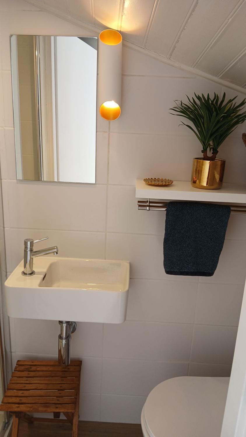 TRESTRAOU Splendide vue mer studio Apartment in Perros-Guirec