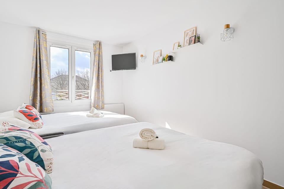 Le CozyBussy - 4 pers - Disney & Paris - Parking Apartment in Bussy-Saint-Georges