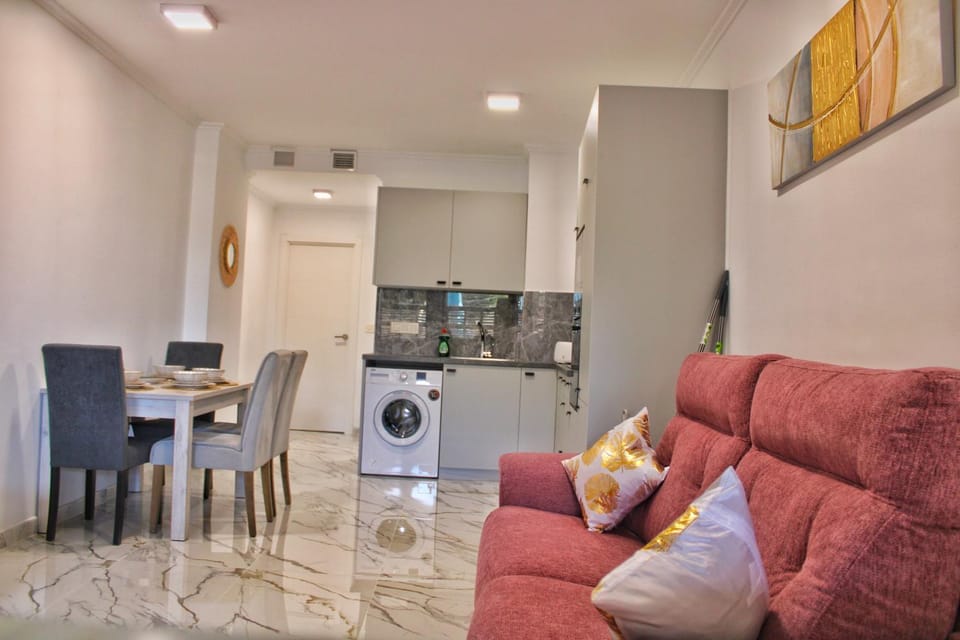 Dining area, pet friendly, washing machine