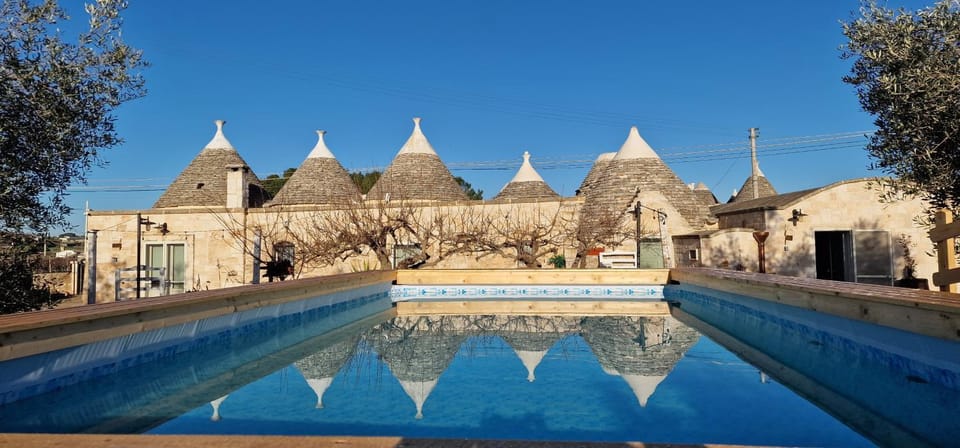 Property building, Pool view, Swimming pool