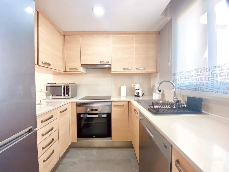 Kitchen or kitchenette, Living room