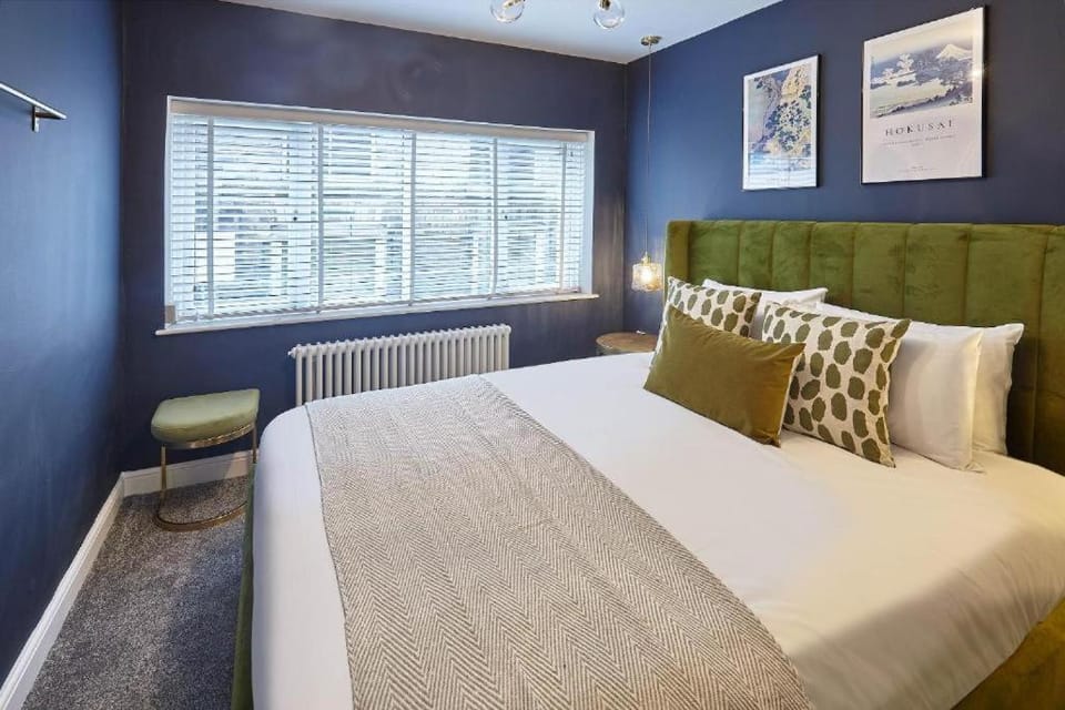 Tides Apartment in England