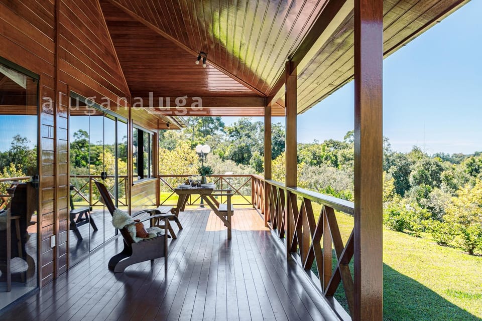 Villa of the Plane Trees in Rancho Queimado House in State of Santa Catarina