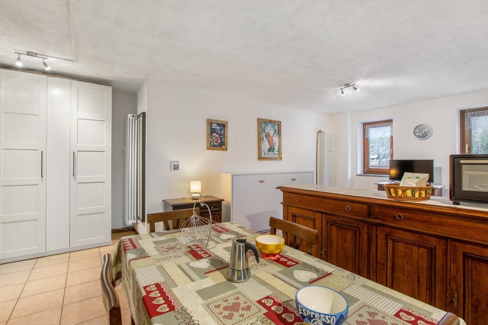 Property building, Living room