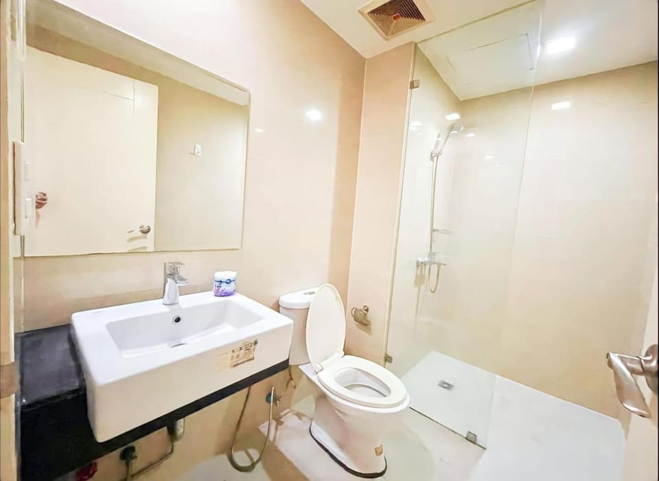 Luxury BGC Condo, Venice Grand Canal #vlrtc5h House in Makati